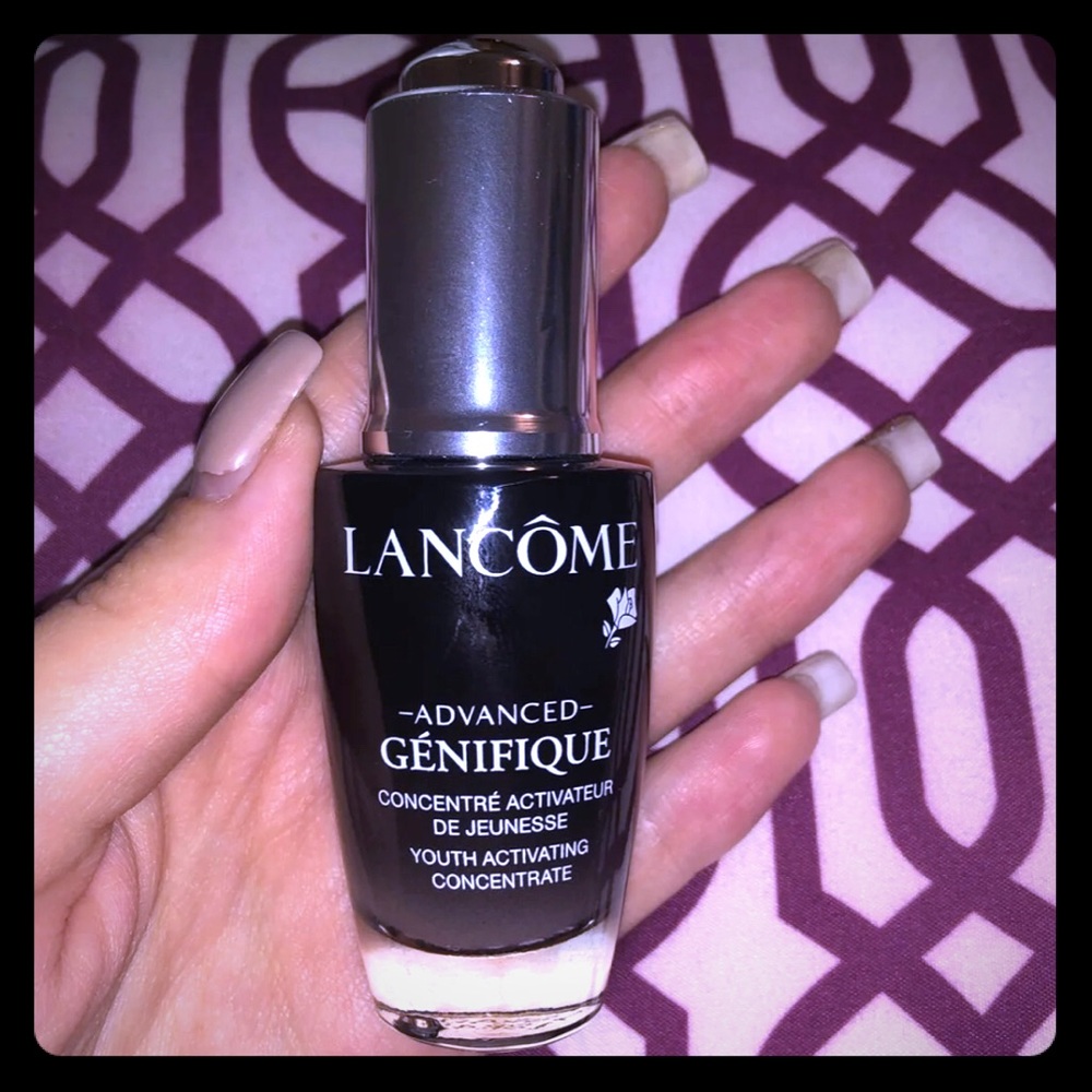 Genifique serum